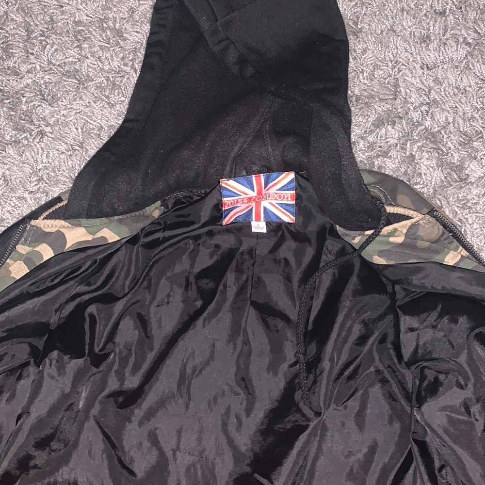 Jacket - Picture 3 of 3